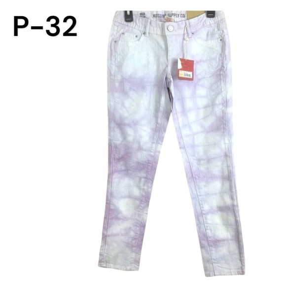 Women’s Sz 5/6 Mossimo Purple Tie Dye  Jeans NWT - Picture 1 of 6